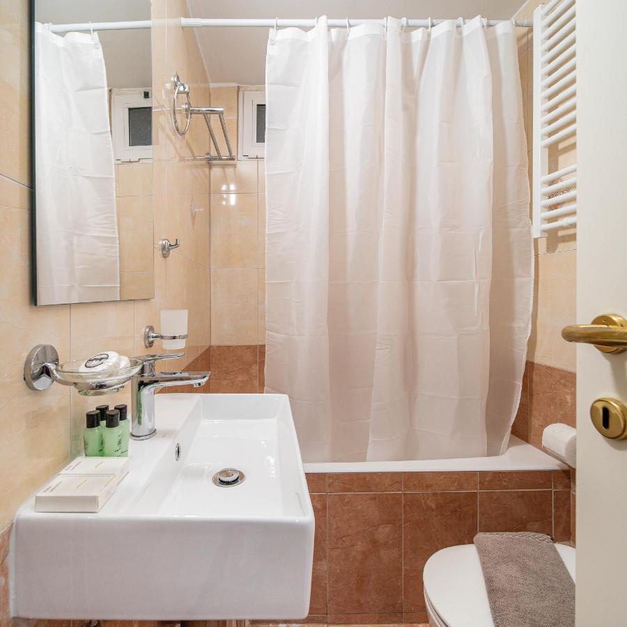 Per56 By Smart Cozy Suites - Right Next To The Metro - Parking - Available 24Hr Atény Exteriér fotografie